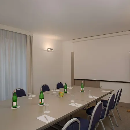 Nh Centro Hotell Genua