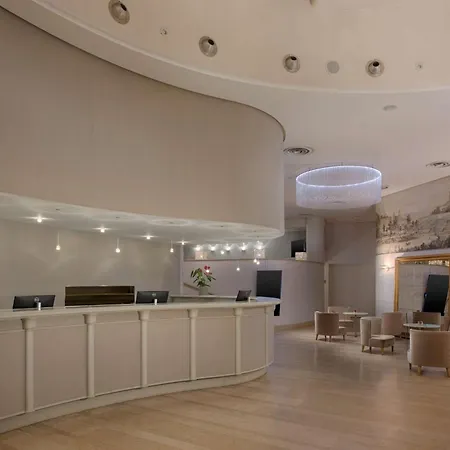 热那亚中心nh酒店